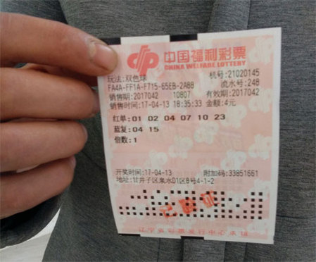 美女失禁狂尿视频
