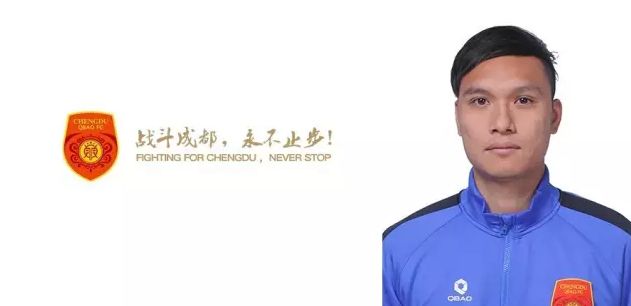 乙白